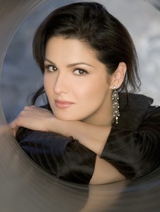 Анна Нетребко (Anna Netrebko)